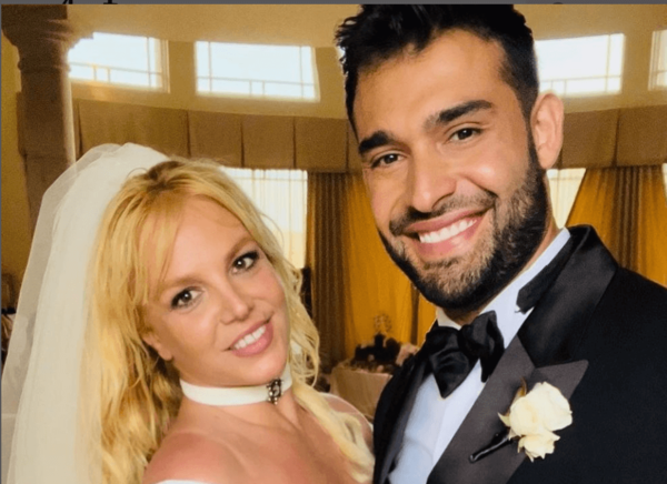 Britney Spears obtiene orden de restricción contra su ex, tras intento de sabotaje en su boda - C9N