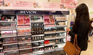 Revlon, gigante cosmético, se declara en bancarrota | Internacionales | 5Días