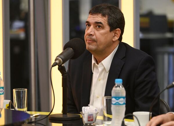 Velázquez cuenta cómo resolverían impedimento si Marito gana la Junta de ANR - Política - ABC Color