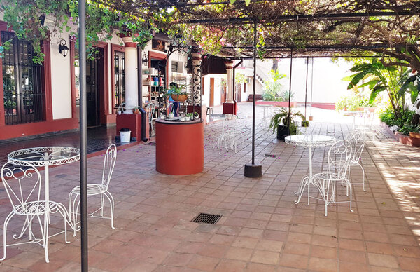 Diario HOY | Invitan a “Apero Musical, Micrófono Abierto” en la Alianza Francesa