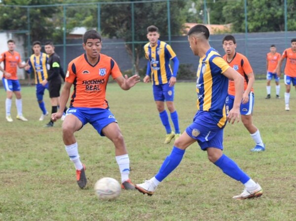 30 goles registrados en un nuevo episodio de la Reserva de la Intermedia - APF