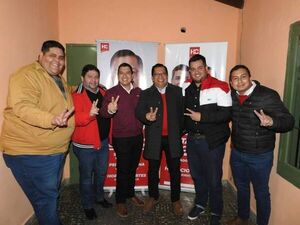 Allegados al “Clan González Daher” pretenden la presidencia de las seccionales coloradas en Luque - Nacionales - ABC Color