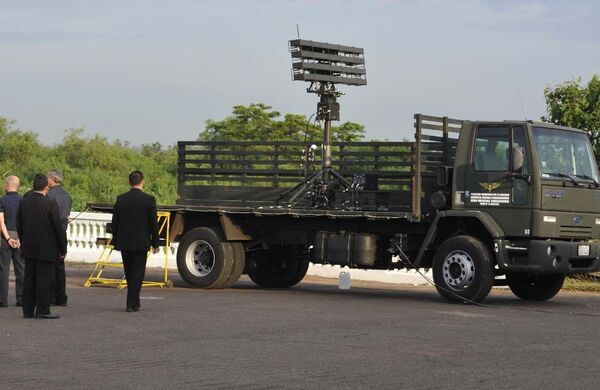 Diario HOY | Costoso y averiado, radar no controla espacio aéreo y vuelos mau imperan, dicen