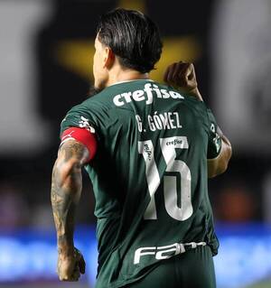 Crónica / Gustavo Gómez marcó dos goles ante rival de Olimpia en la “Suda”