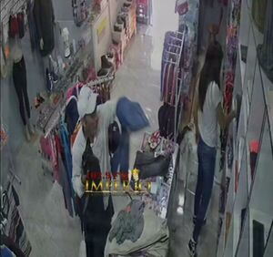 Propietaria de una tienda denuncia que un sujeto hurtó varias ropas de su local - Radio Imperio