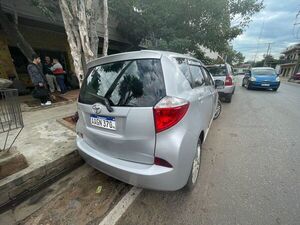 Recuperan en Asunción un vehículo denunciado con orden de incautación - Policiales - ABC Color