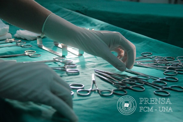 Diario HOY | Día del instrumentador quirúrgico: seguridad de la intervención está en sus manos