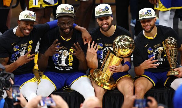Los Warriors regresan a la cima de la NBA y Stephen Curry tiene su merecido MVP