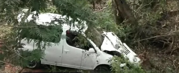 CONDUCTORAS DISCUTEN EN LA RUTA Y UNA TERMINA MUERTA - La Voz del Norte
