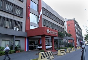 Mauricio Espínola recusó a la FGE y otras dos fiscales - Judiciales.net