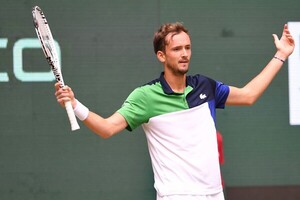 Diario HOY | Medvedev avanza a semifinales en el Halle Open