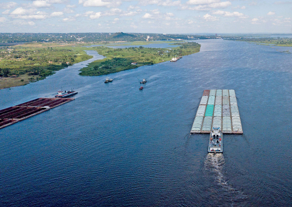 Hidrovía Paraguay-Paraná precisa un fuerte impulso apuntan desde gremio de ingenieros