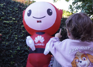 Huawei celebró la primera edición de ”Conectarte”, un espacio digital para las familias.