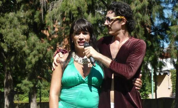 Crónica / Electra: "Nací hombre, me acepto tal cual soy"