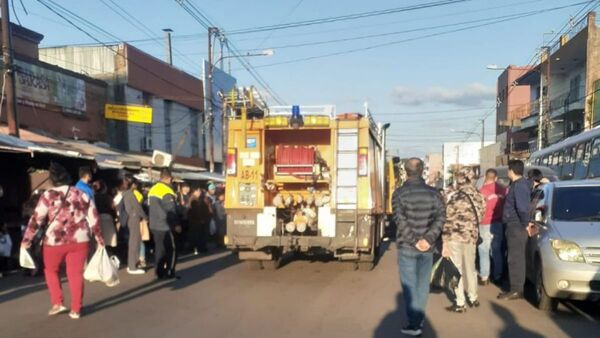 Doña murió arrollada por un colectivo en el Mercado 4