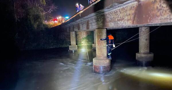 La Nación / Naranjal de luto: dos jóvenes fallecieron tras accidente y caer al río Yñaro