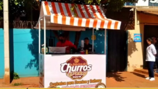 Vendiendo "churros" para vivir - SNT