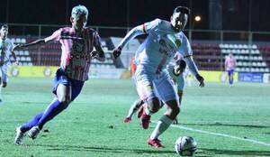 Crónica / Intermedia: El "Rayadito" se frenó ante Martín Ledesma