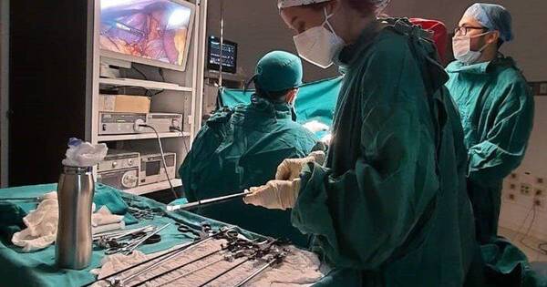 La Nación / En su día, reconocen labor y compromiso de instrumentadores quirúrgicos de Medicina UNA
