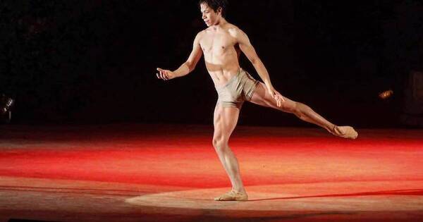 La Nación / Gala internacional de ballet, hoy en el BCP
