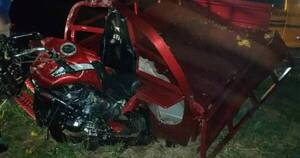 La Nación / Joven que chocó su motocarro y falleció habría sido apuñalado antes del accidente