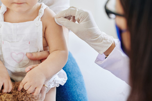 EE.UU. autoriza vacunas Pfizer y Moderna en niños pequeños | 1000 Noticias