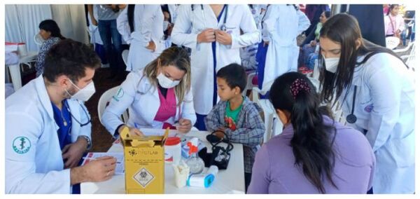 Ciudadanos del distrito de Cerro Corá recibieron la visita del médicos por el Proyecto UCP en Acción