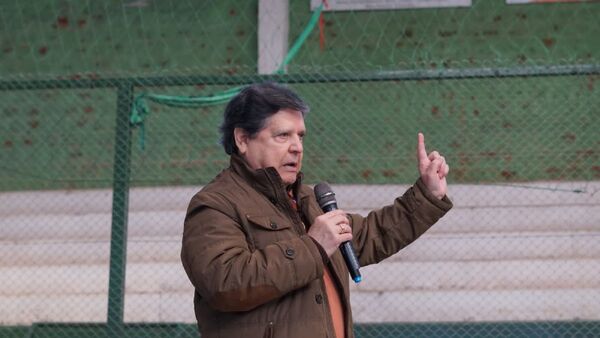 Euclides Acevedo apunta a una concertación inteligente y del pueblo