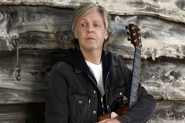 Los 80 años del gran Paul McCartney, una leyenda viviente del rock | 1000 Noticias
