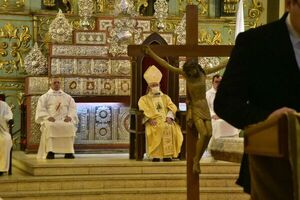 Iglesia insta a combatir todo lo corrupto y mentiroso en misa de Corpus Christi - Nacionales - ABC Color
