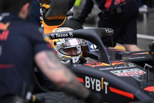 Verstappen (Red Bull) logra la ‘pole’ en Canadá seguido de los españoles Alonso y Sainz - ABC Motor 360 - ABC Color