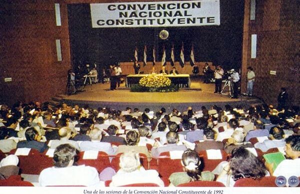 Treinta años de la Constitución de 1992 - Cultural - ABC Color