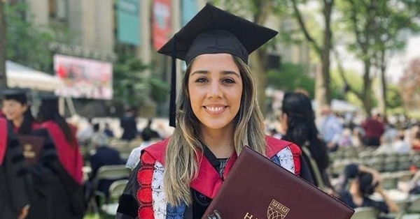 ¡Orgullo nacional! Paraguaya se egresa de la escuela de derecho de Harvard