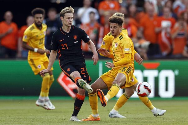 El Manchester United confía en el fichaje de De Jong - Fútbol Internacional - ABC Color