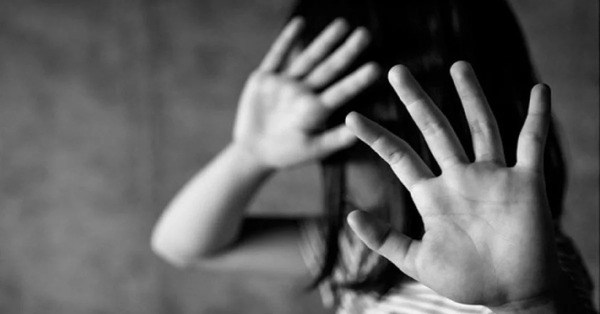 20 años de cárcel para hombre que abusó de su hijastra de 12 años