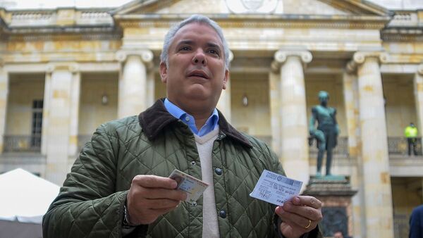 Duque pide tener "plena confianza" en resultados de elecciones