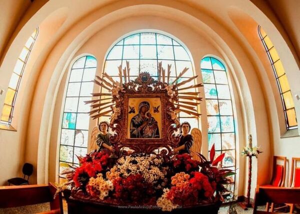 Prosigue novenario en honor a la Virgen del Perpetuo Socorro