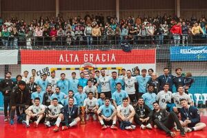 Paraguay cae y solo cosecha experiencia en el Tres Naciones de balonmano - Polideportivo - ABC Color