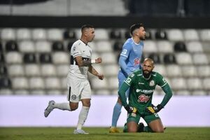 Olimpia remonta y destroza a Resistencia - Radio Imperio