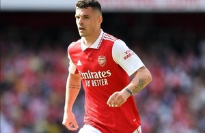 Investigan a futbolista del Arsenal por una amarilla - La Prensa Futbolera