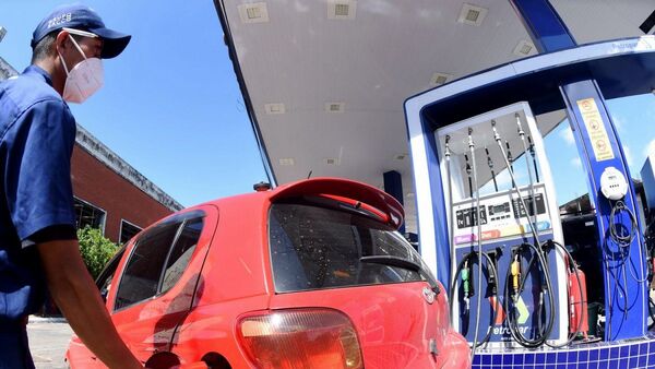 Incesante suba de combustibles llega a G. 4.500 por litro en 16 meses  