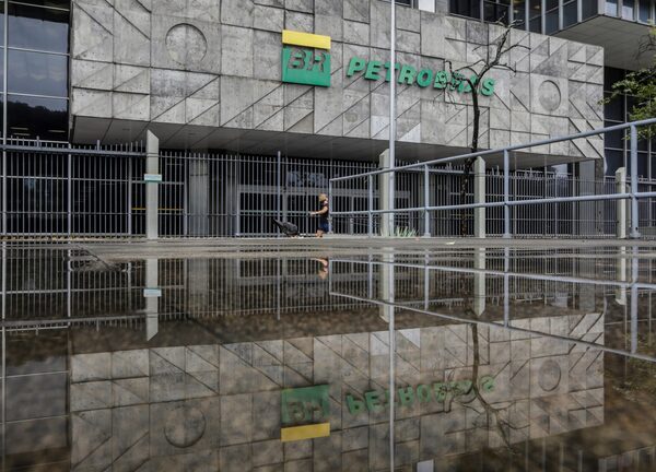 El presidente de Petrobras renuncia y facilita el cambio promovido por Bolsonaro - MarketData