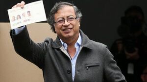 Gustavo Preto se convierte en el primer presidente de izquierda en Colombia