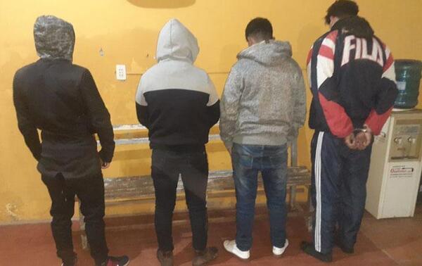 Detienen a cuatro jóvenes por exposición al peligro en el tránsito terrestre en Coronel Oviedo – Prensa 5