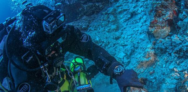 Mar Egeo: descubren una cabeza gigante de mármol