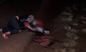 Dos jóvenes mueren en choque entre motocicleta y una camioneta