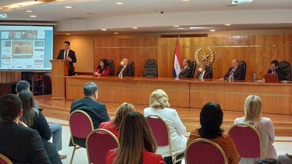 La CSJ conmemoró los 30 años de la Constitución