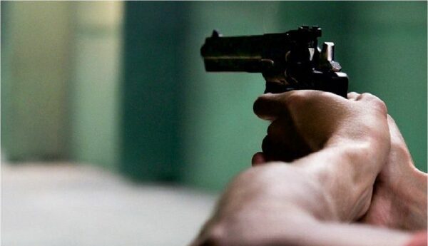 Interceptó y baleó a su ex pareja y su acompañante, nuevo caso de feminicidio