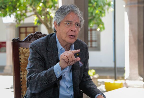 El presidente de Ecuador afirma que los manifestantes buscan sacarlo del poder - MarketData