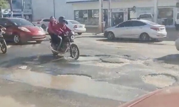 Pésimas condiciones en el cruce entre Avenida Artigas y Trinidad - C9N
